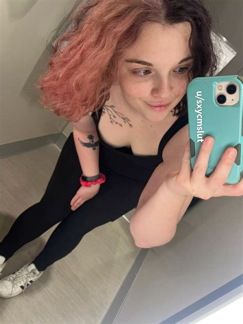 We Can Get Wild In The Fitting Room Together Nudes Changingrooms Nude Pics Org