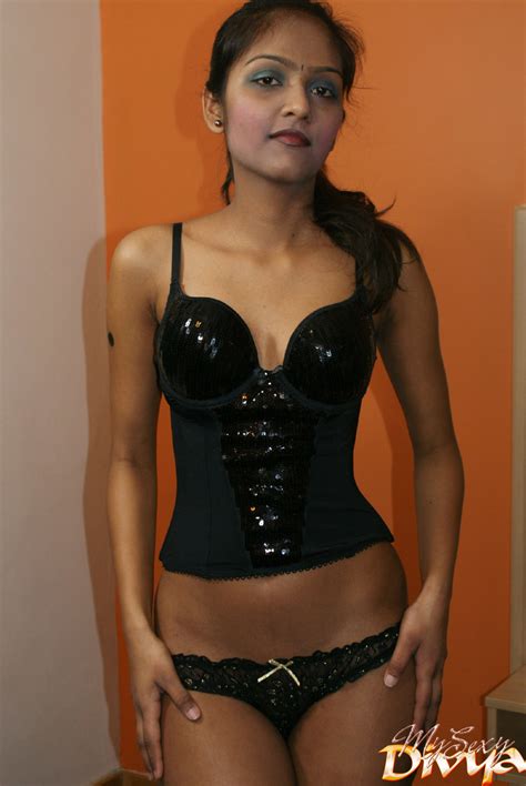 Indian Amateur Cups Her Firm Tits While Getting Completely Naked CoedCherry