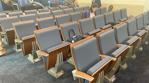 White House Briefing Room Gets A Makeover ‘smells Like A New Car In Here
