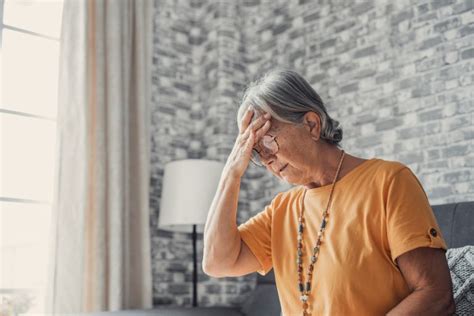 Tontura O Segundo Sintoma Mais Frequente Em Idosos