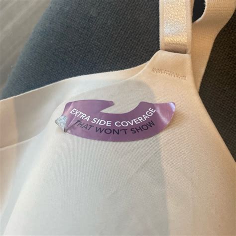 Olga Intimates Sleepwear Nwt Olga Cream Prong Seamless Extra Side Coverage Nude Bra Size