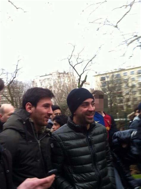 Photo Lionel Messi Et Xavi Ont Provoqu L Hyst Rie Collective Lors D