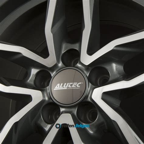 ALUTEC IKENU 8×18 ET45 5×112 in Graphit