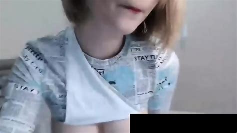 Cute Teen Plays Her Ass And Pussy