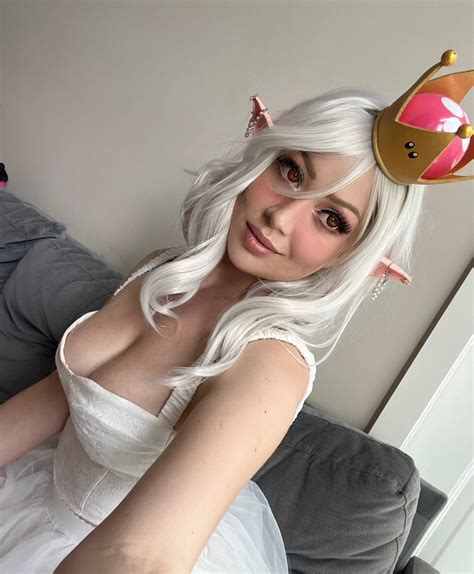 Ivy Wilder - Sexy Cosplay Babes