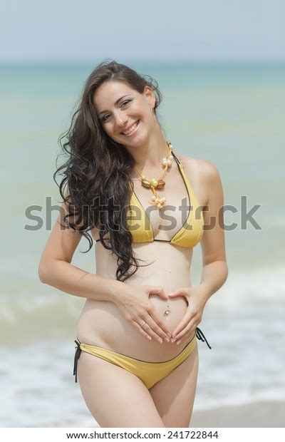 imágenes fotos de stock objetos en D y vectores sobre Naked girl showing cock Shutterstock