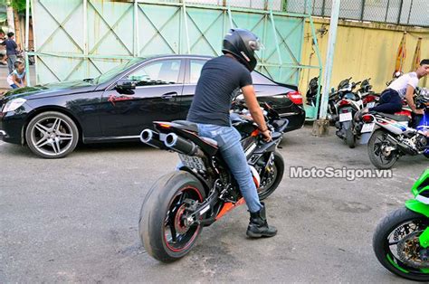 Ảnh dàn xe moto pkl tại Sinh nhật Naked Team Motosaigon