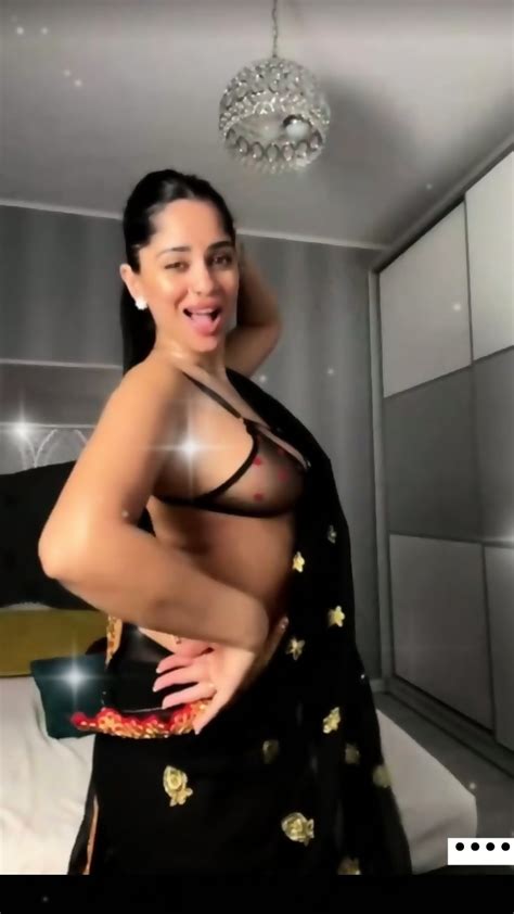 Desi Hot Girl Teasing And Dancing Nude Cam Show Show Gurl