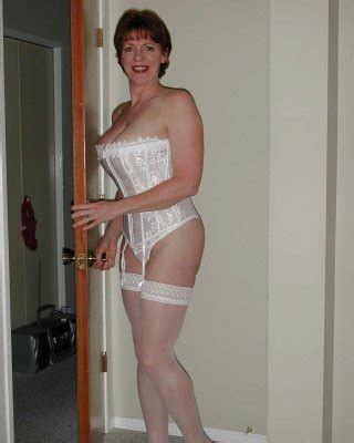 Sexy Dresses Milfs Porn Pictures Xxx Photos Sex Images Pictoa