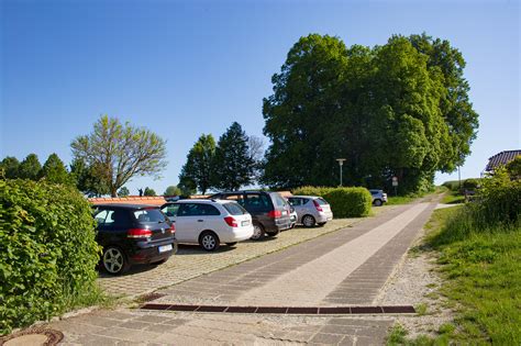 Parkplatz Am Friedhof