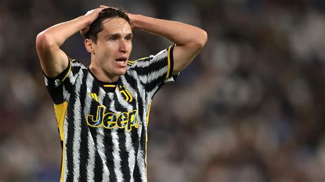 Mercato Psg Paris Vise Federico Chiesa Mais La Concurrence Sannonce