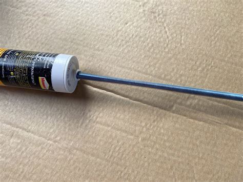 Как выдавить герметик без пистолета?