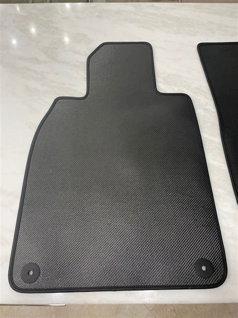 Oem Carbon Fiber Floor Mats Rennlist Porsche Discussion Forums