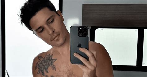 Lone Star S Ronen Rubinstein Drops STEAMY Nude Pic Instinct Magazine