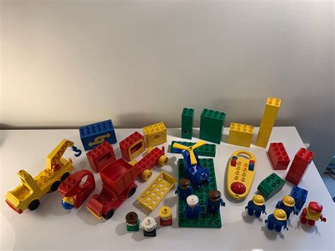 Se produkter som liknar LEGO Duplo Fordon figurer på Tradera