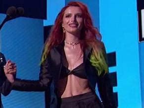 THE AMERICAN MUSIC AWARDS NUDE SCENES AZNude