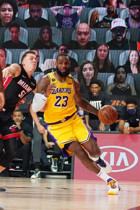 Photos Lakers Vs Heat Game 1 93020 Photo Gallery