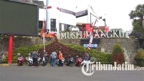 Harga Tiket Masuk Museum Angkut Tempat Wisata Populer Kota Batu Simak