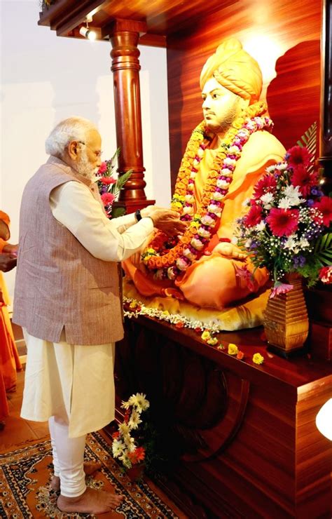 Chennai Prime Minister Narendra Modi Pays Floral Tribute To Swami