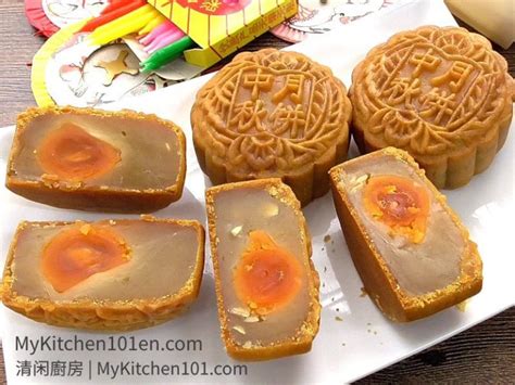 Making Traditional Mooncake With Lotus Seed Paste Filling