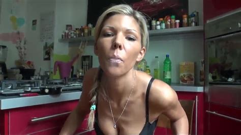 Free Boots Smoking Porn Videos XHamster