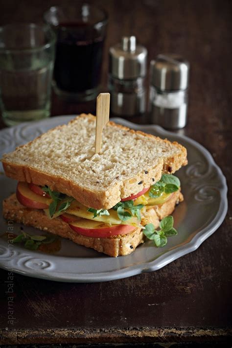 apple  cheddar cheese sandwich  diverse kitchen  vegetarian blog