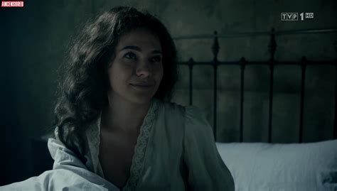 Joanna Kuberska Nude Pics Page