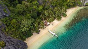 24 Pantai Terindah Di Dunia Yang Wajib Kamu Datangi