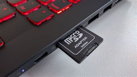 Review MIO MiVue C320: A good entry-level dash cam that records Full HD ...