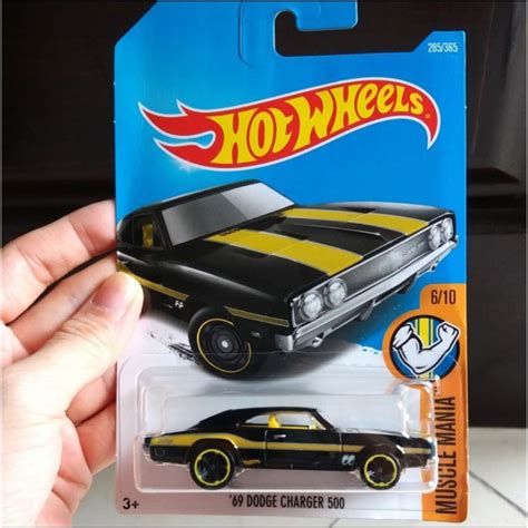 Jual Hot Wheels Dodge Charger Black Yellow Mobil Sedan Kuno Jadul Vintage Motuba Klasik