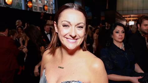 Aussie Mum Celeste Barber Mocks Model S Sexy Bikini Dance And Leaves Fans In Stitches Mirror