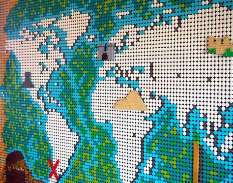 Customizing the LEGO Art World Map Mosaic