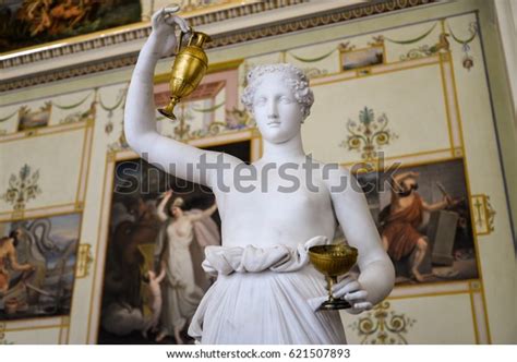 Tette Giovani Nude Royalty Free Images Stock Photos Pictures Shutterstock