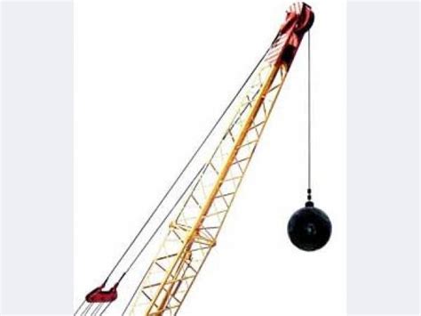 Как называют шар для сноса строений?