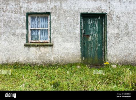 Irish Abandoned Cottage High Resolution Stock Photography And Images