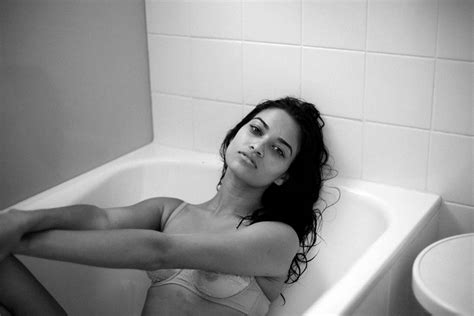 Shanina Shaik Nude Sexy Pics Collection Scandal Planet