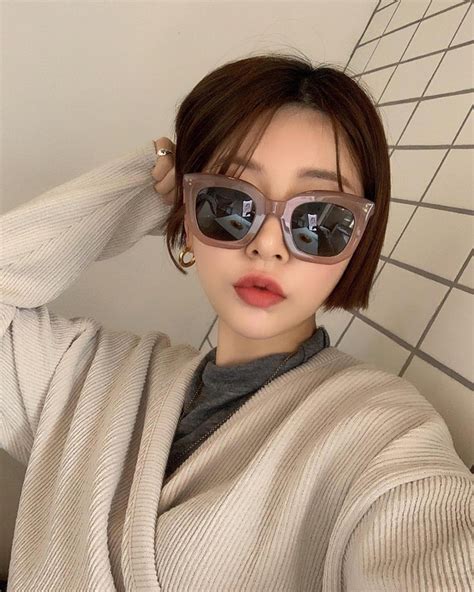 Nếu sành điệu là nghề của bạn bạn nhất định phải sắm đủ 4 món phụ kiện hè hot đỉnh cao này