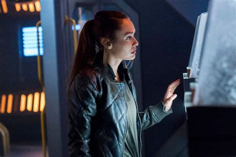 Raven Reyes Becomes The 100s Moral Compass In Season 6