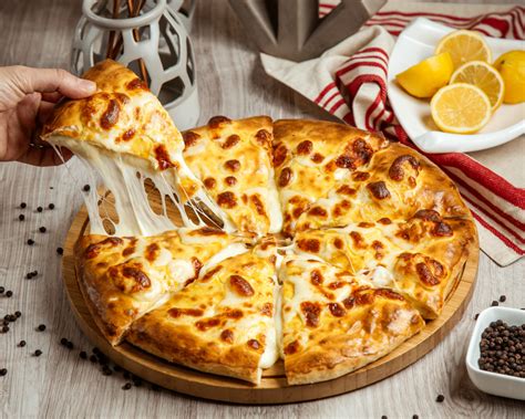 Conhe A Essa Receita De Pizza De Quatro Queijos Alimentos