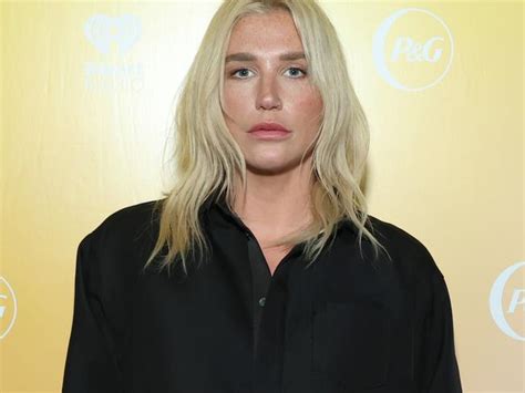 Kesha Strips Naked To Celebrate Freedom The Advertiser