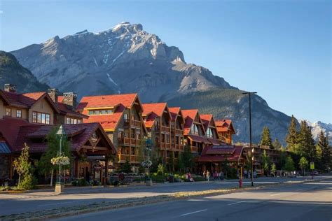 An Unforgettable Vancouver To Banff Road Trip Guide