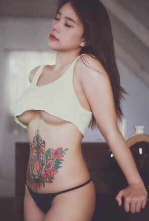 Welcome To The Jungle Porn Pic