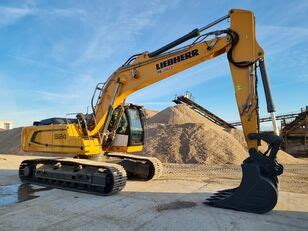 Koparka gąsienicowa Liebherr R924 Excavator LIEBHERR R924 LC na