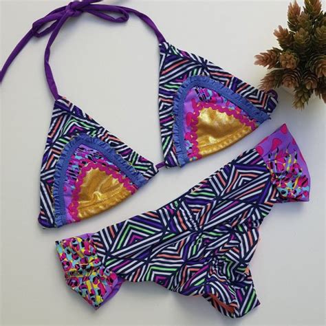 Triangulo líneas azul Talla M Bikini Somos Coquetas