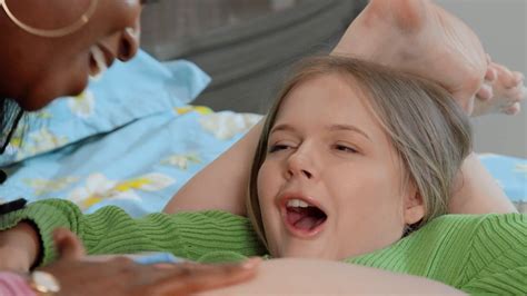 Blonde Cougar And Petite Teen Chick In A Lesbian Scene PornID XXX