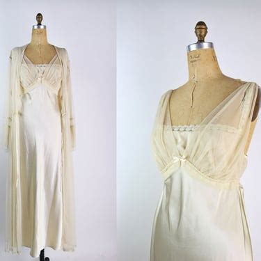 S Nude Ivory Liquid Two Piece Slip Set Parasol Vintage Atlanta GA ATTIC