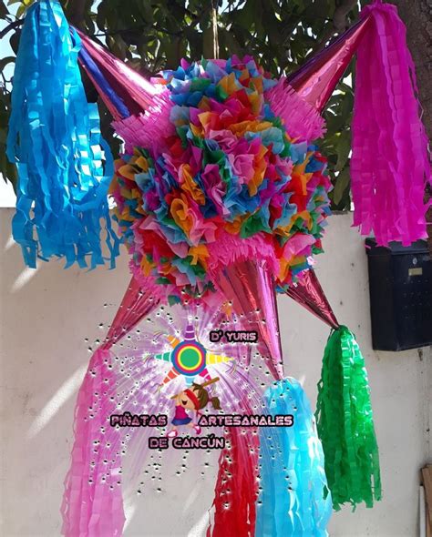 Piñata de estrella navideña Piñatas originales navideñas Piñatas