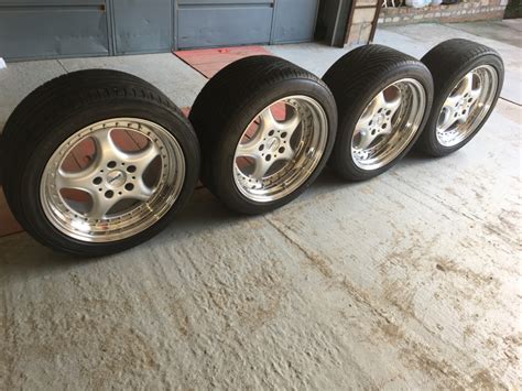 Шины летние Yokohama 235/45 R17, литые диски 10Jx17 ET15 5x120 на BMW 7 ...