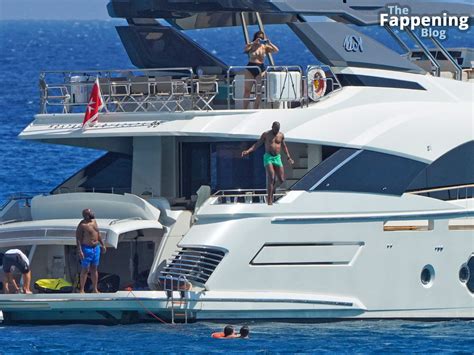 Ashley Graham Page Nude Celebs The Fappening Forum