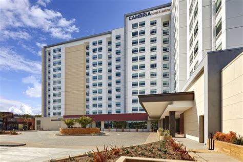 Cambria Hotel Anaheim Resort Area | ACRM Architects